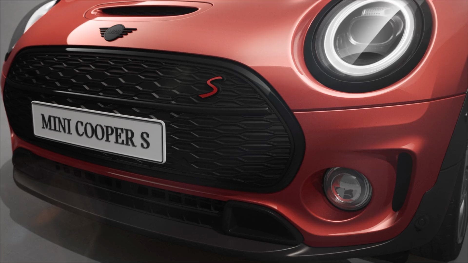 MINI Clubman – pohled zepředu – červená a černá