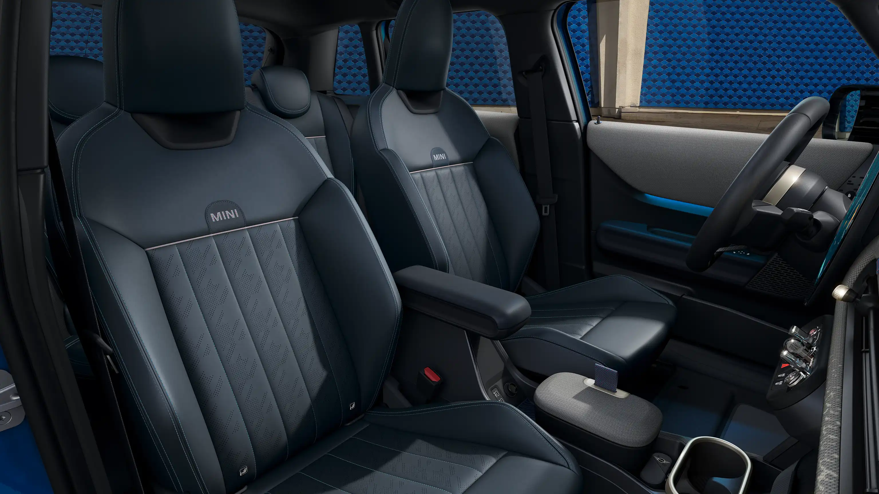 MINI Cooper 5dveřové – Sedadla
