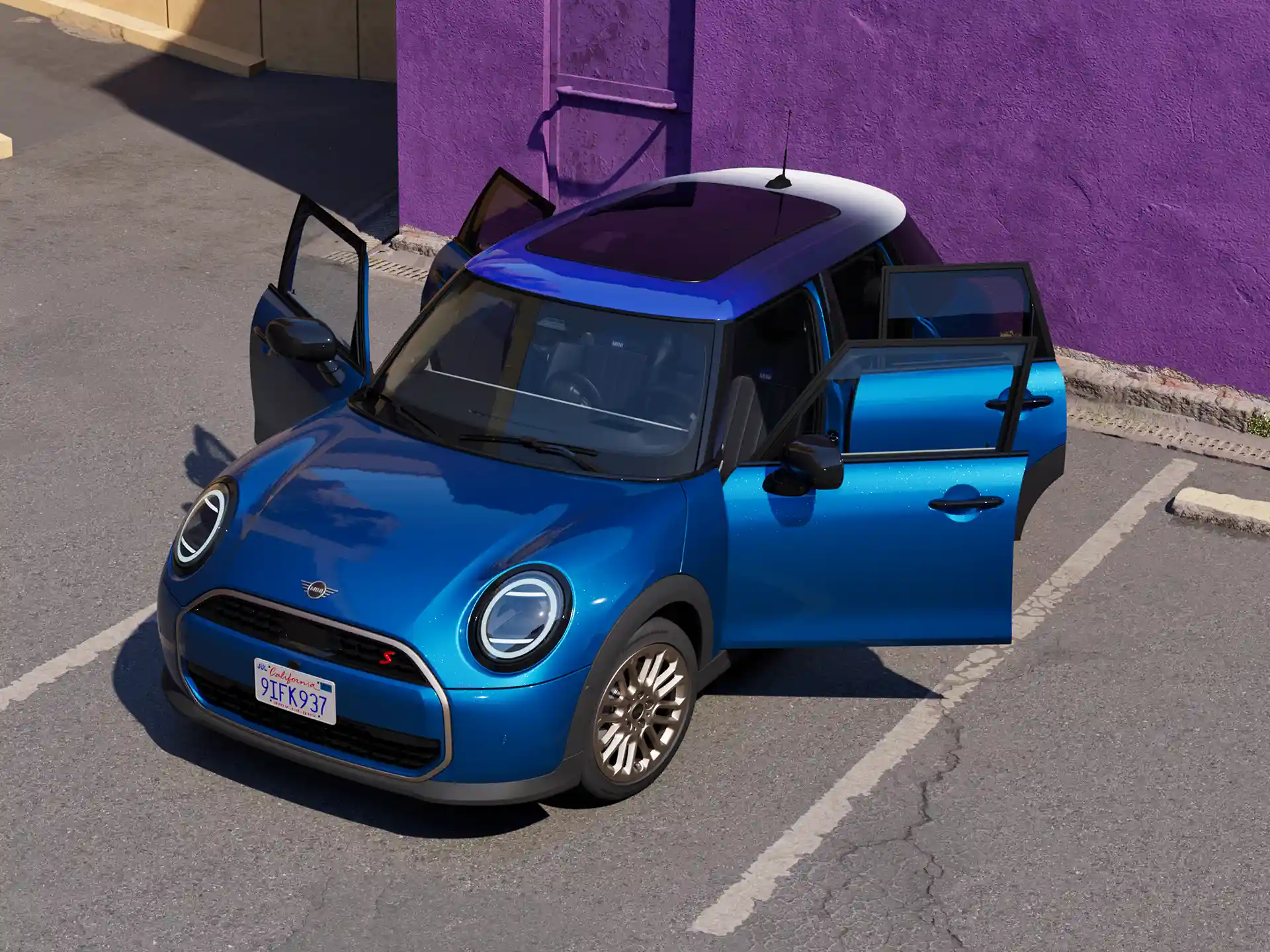 MINI Cooper 5dveřové – Otevřené dveře