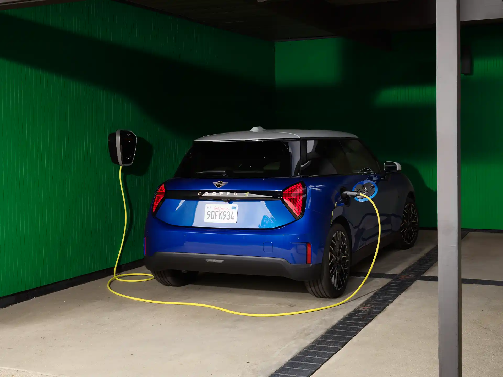 Elektrické MINI Cooper – Nabíjení doma