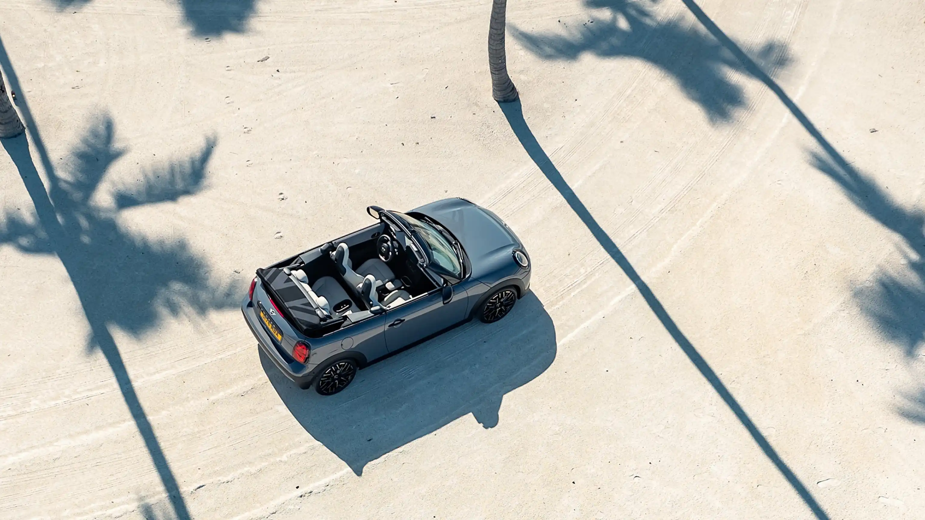 MINI Cooper Cabrio – přehled – pohled shora