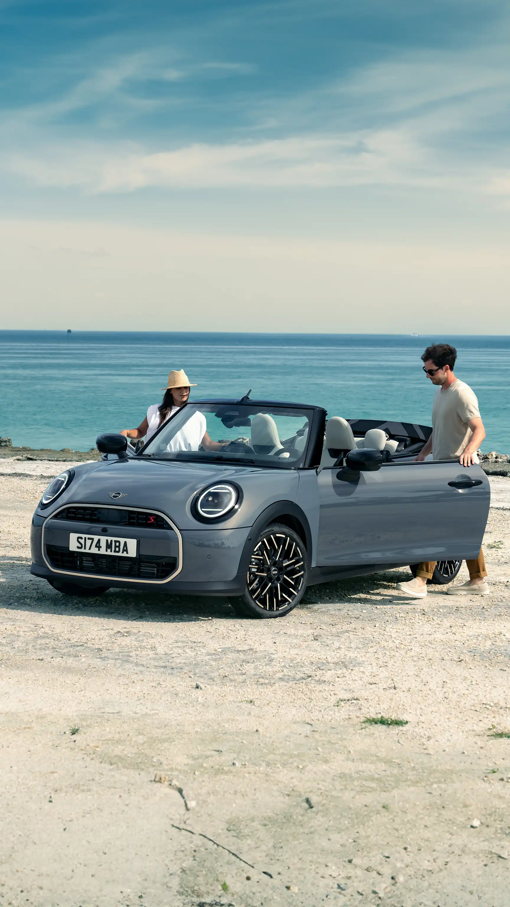 MINI Cooper Cabrio – Pláž