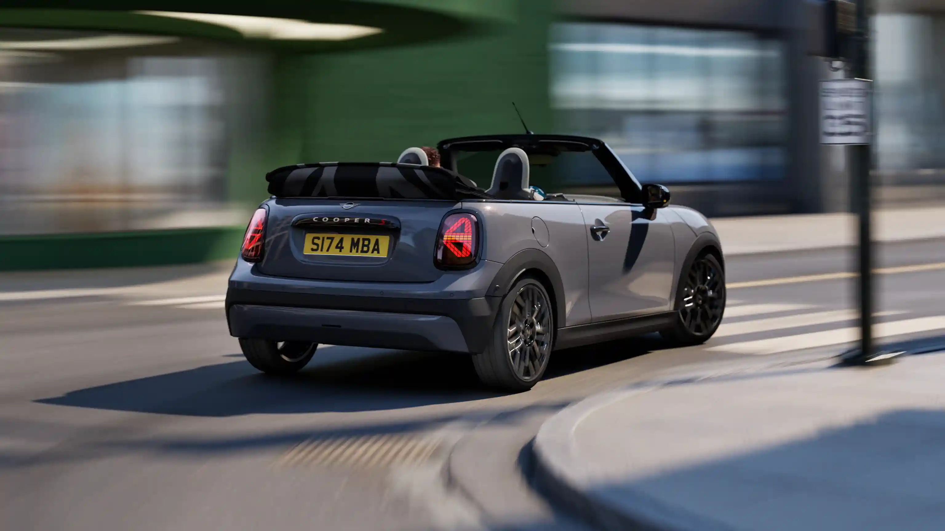 MINI Cooper Cabrio – motokára
