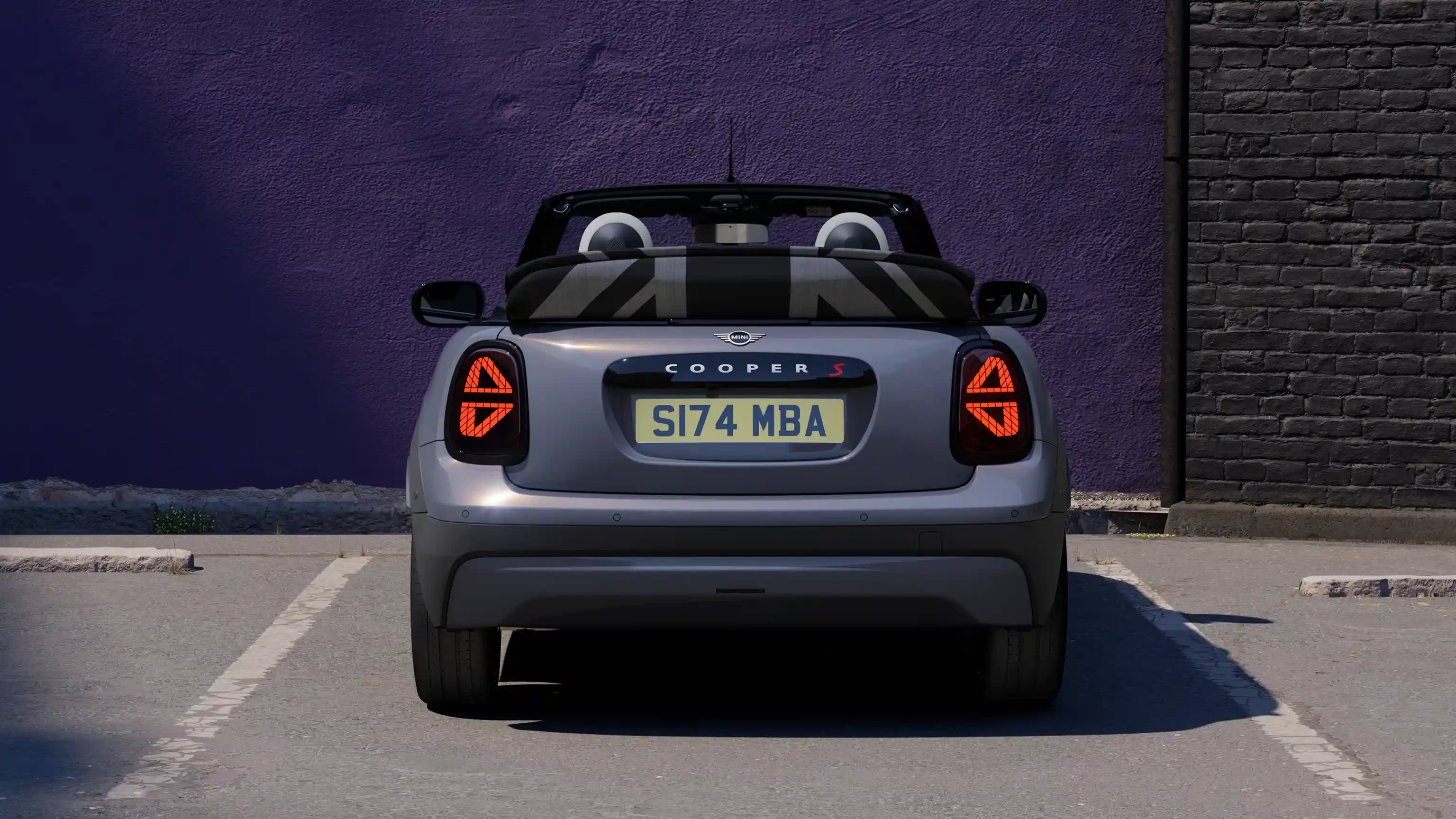 MINI Cooper Cabrio – exteriér vlastnosti – pohled zezadu