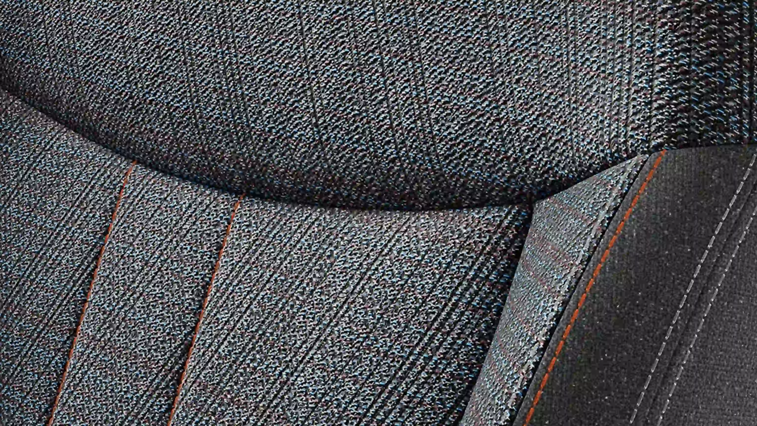 MINI Cooper Cabrio — interiér — galerie — čalounění sedadel Essential