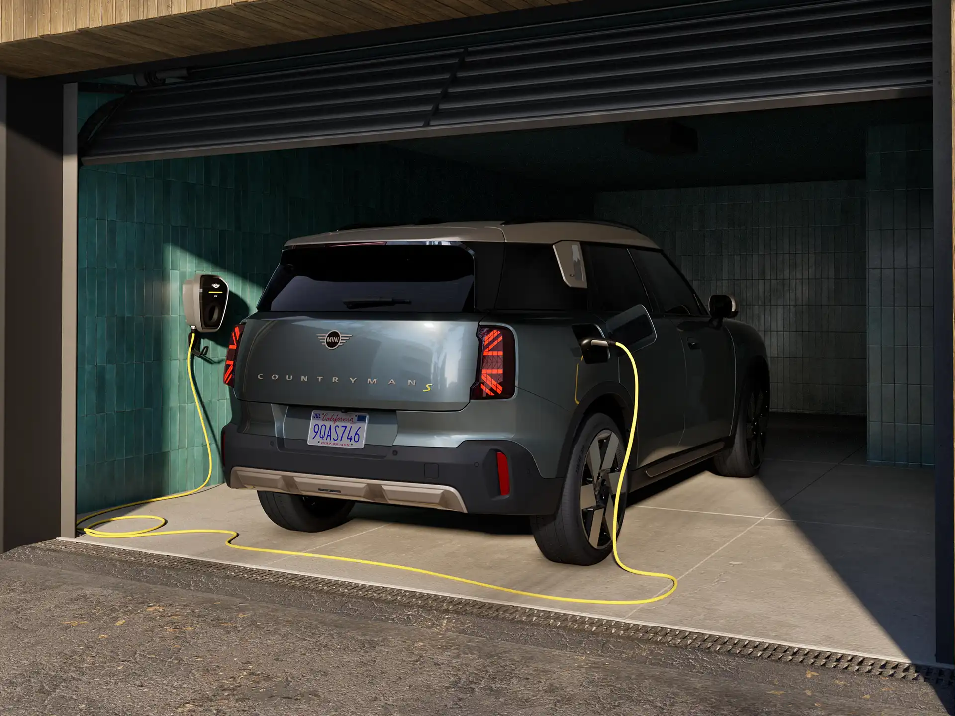 Elektrické MINI Countryman – financial services – teaser