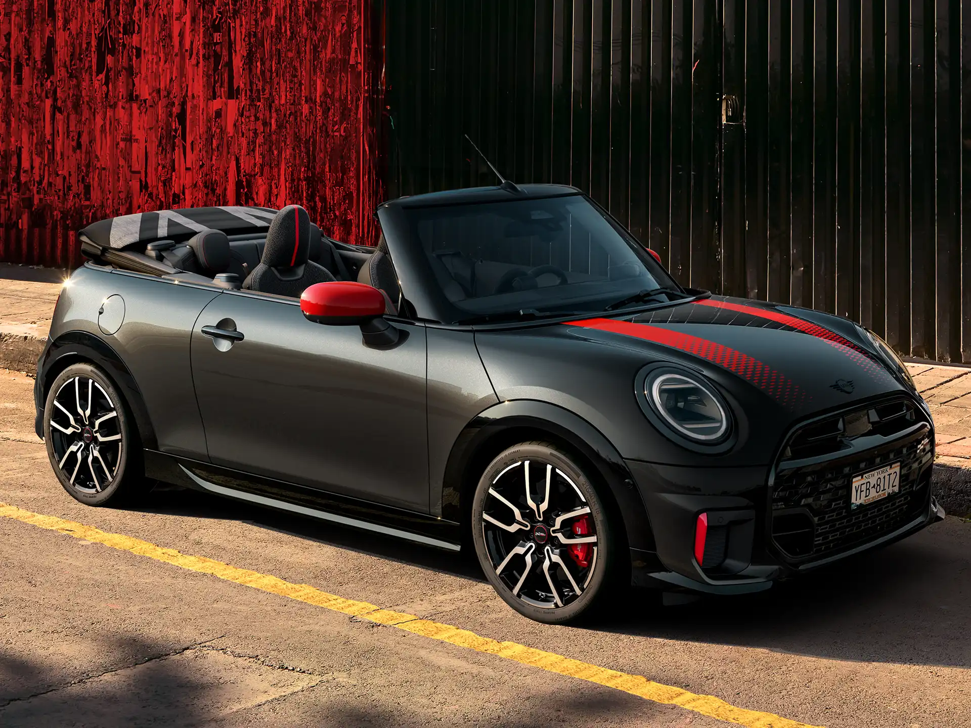 MINI John Cooper Works – F67 JCW Pohled z boku