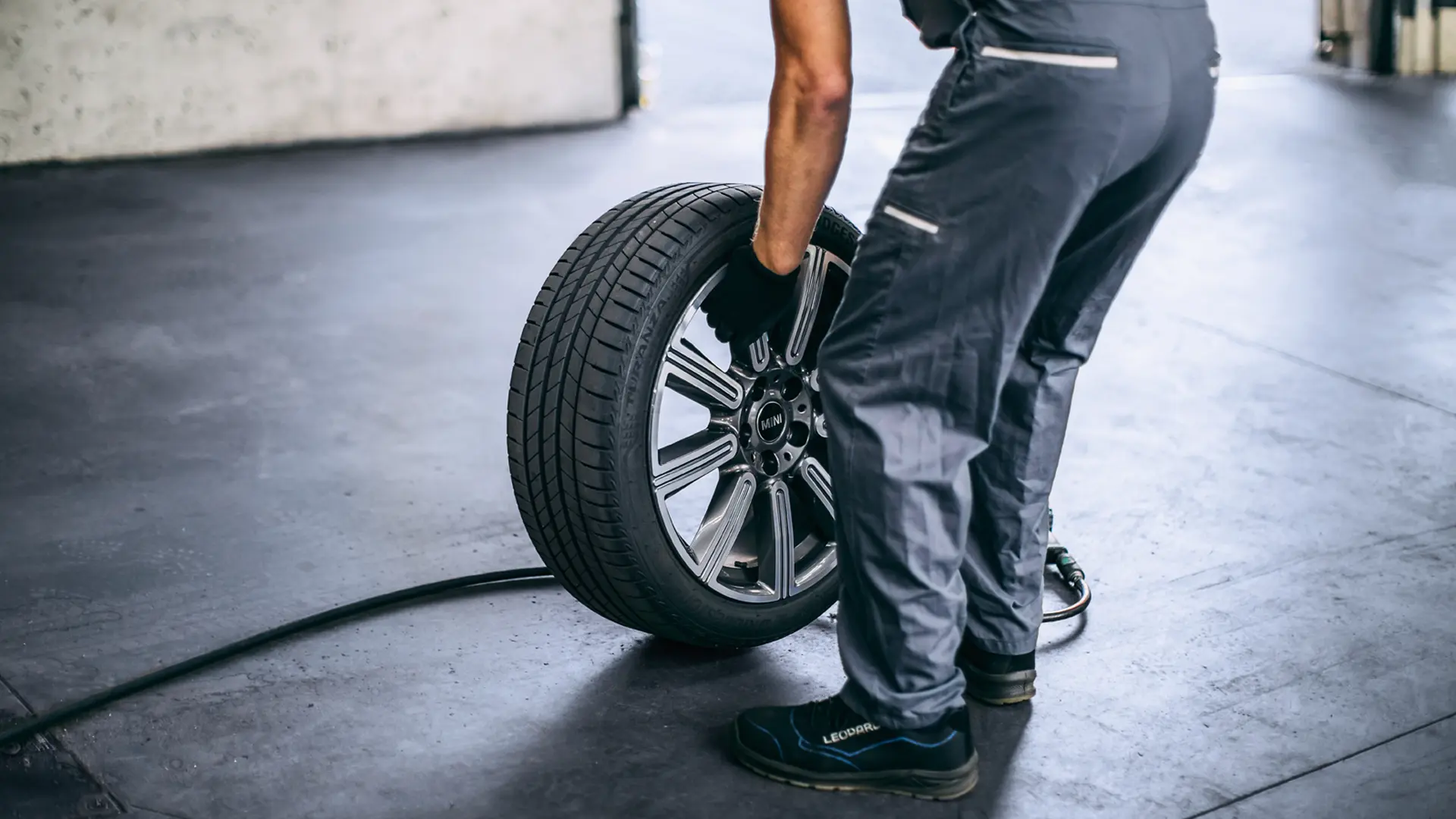 MINI Příslušenství – mini servis pneumatik