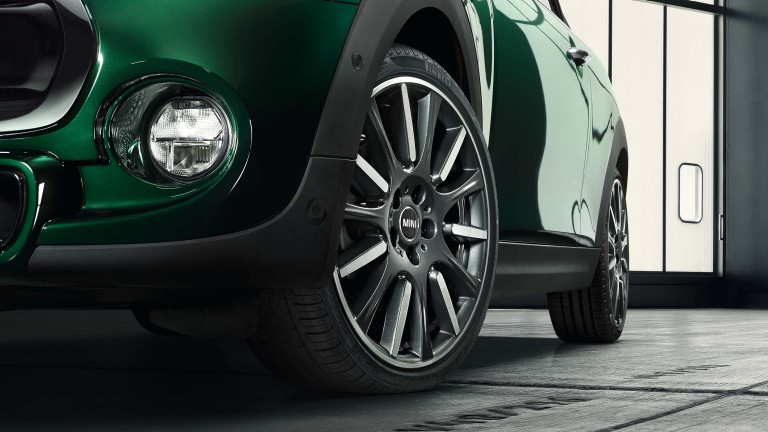 MINI 3-dveřové Hatch – zelené – kola a pneumatiky