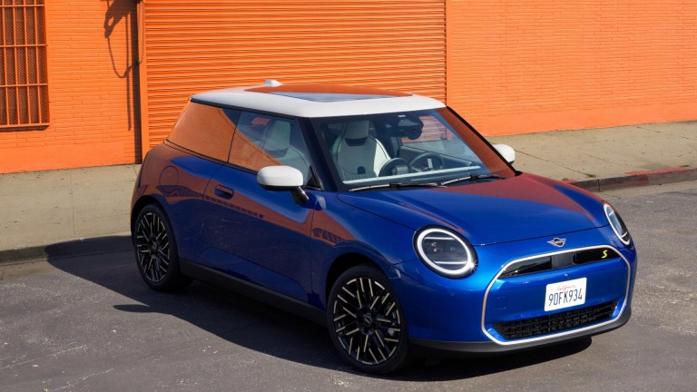 Mini Financial Services – vizualizér poškození – nechte si své mini