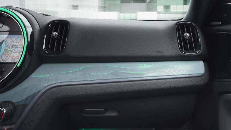Edice MINI Countryman Untamed Edition – Plug-in hybrid MINI Countryman Untamed Edition Plug-in Hybrid – palubní deska
