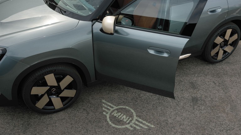 Elektrické MINI Countryman – digitální zážitky – digitální klíč plus