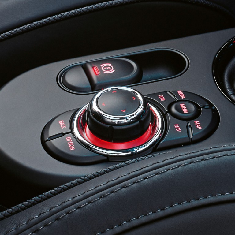 mini connected – ovladač