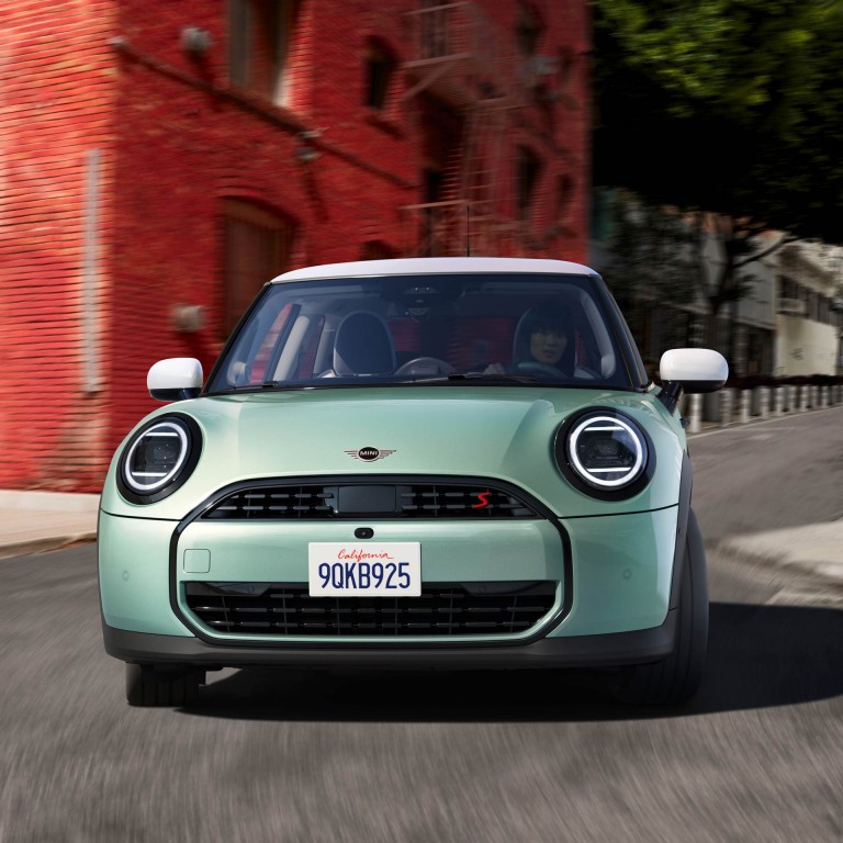 MINI Cooper 3dveřové – mozaika – exteriér
