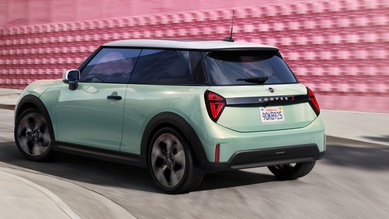 MINI Cooper 3dveřové – mozaika – jízdní zážitky