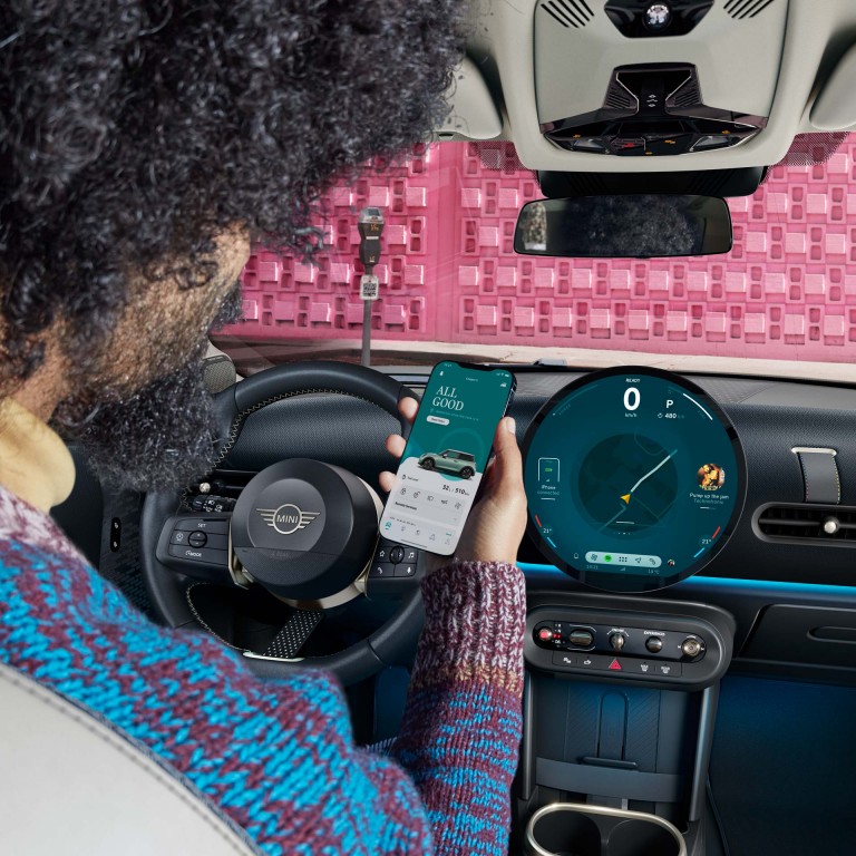 MINI Cooper 3dveřové – mozaika – digitální zážitky