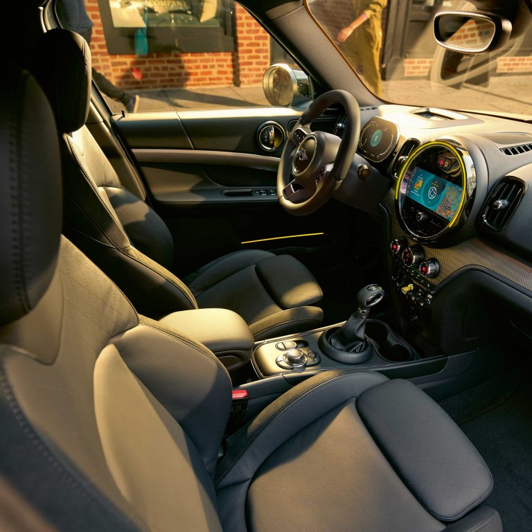 MINI Cooper SE Countryman ALL4 – interiér – 360° pohled