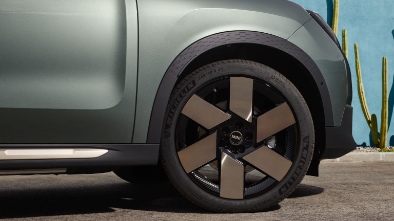 MINI Countryman - exteriér - galerie - 04